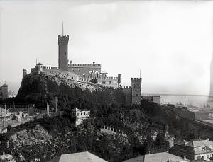 Visite ed aperture straordinaria per il weekend del 2 giugno a castello d'albertis